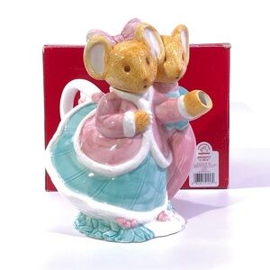 Applause Vintage Boy Girl Ice Skating Mouse Mice Decorative Christmas Teapot 90s